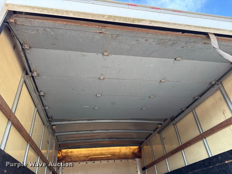 image for item EX2177 1999 Ford F350 box truck