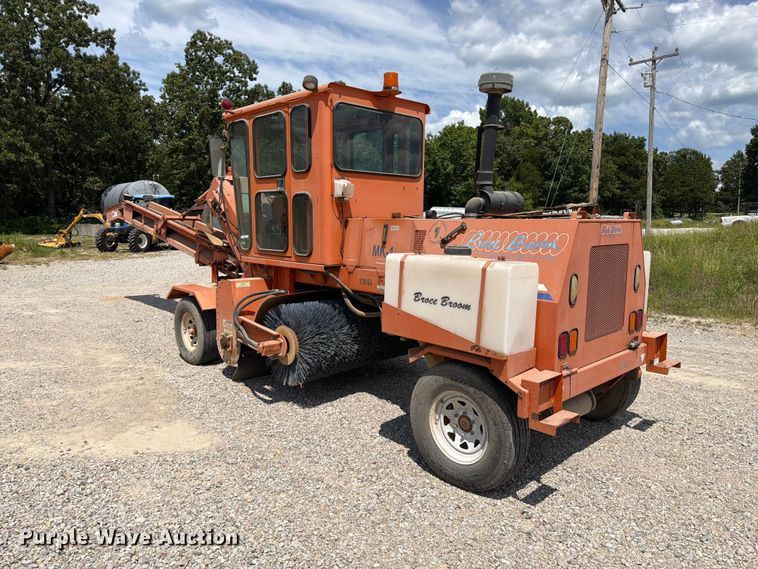 image for item EX2594 Broce MK1 sweeper
