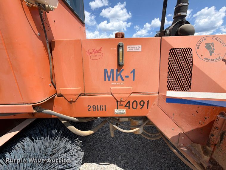 image for item EX2594 Broce MK1 sweeper