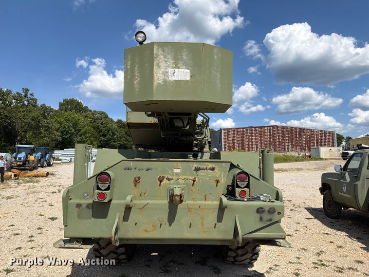 image for item EX2595 1989 Harnischfeger HSHMC-25 crane