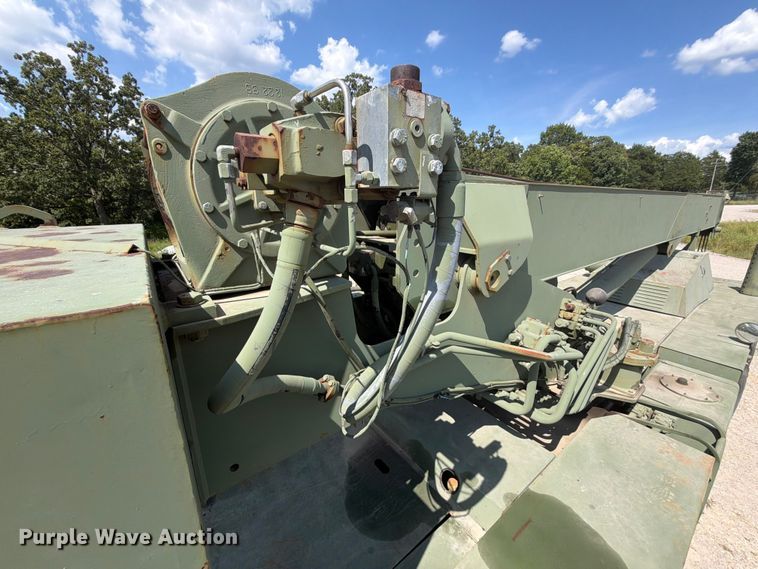 image for item EX2595 1989 Harnischfeger HSHMC-25 crane