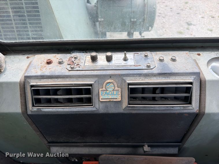 image for item EX2595 1989 Harnischfeger HSHMC-25 crane