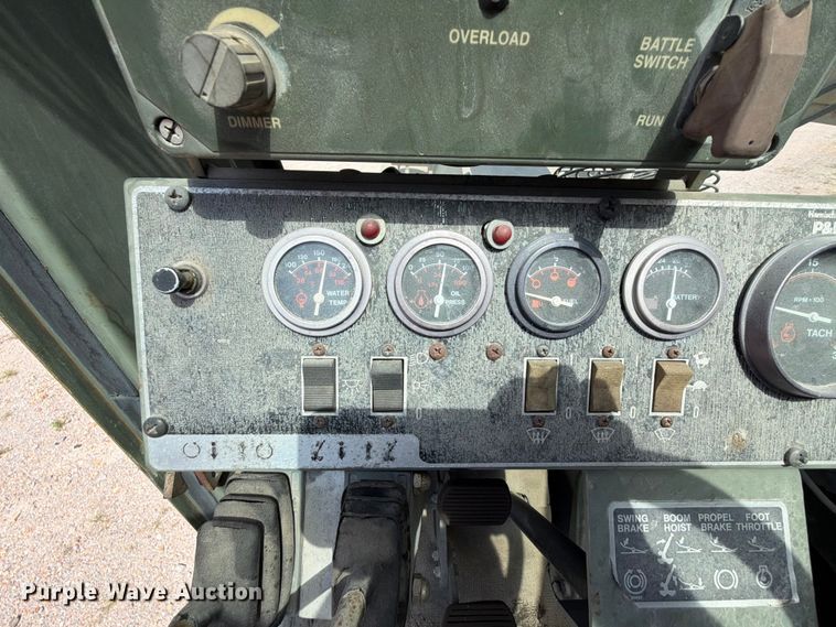 image for item EX2595 1989 Harnischfeger HSHMC-25 crane