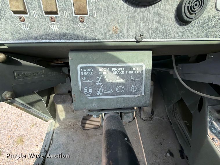 image for item EX2595 1989 Harnischfeger HSHMC-25 crane