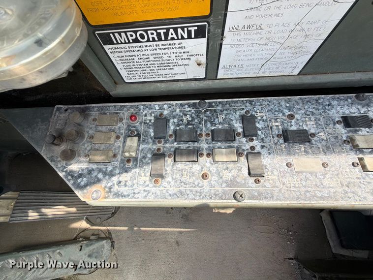 image for item EX2595 1989 Harnischfeger HSHMC-25 crane