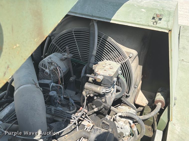 image for item EX2595 1989 Harnischfeger HSHMC-25 crane