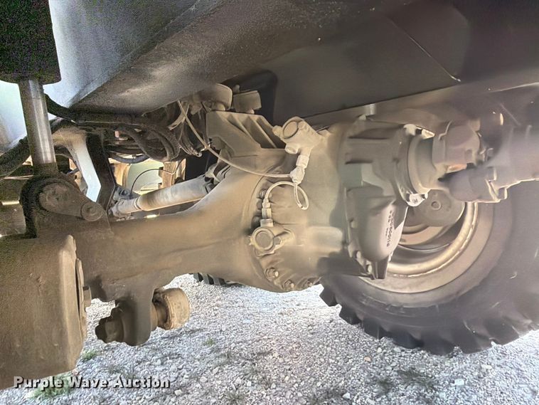 image for item EX2595 1989 Harnischfeger HSHMC-25 crane