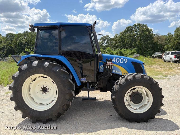 image for item EX2598 2012 New Holland T5050 MFWD tractor