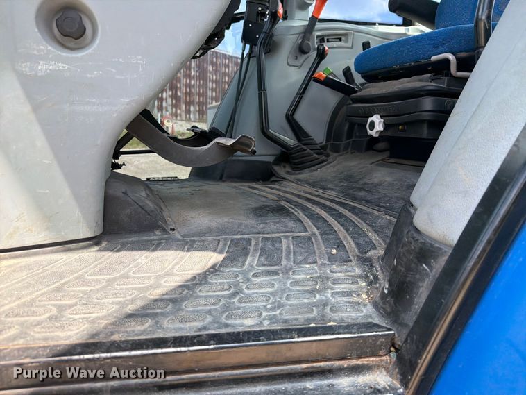 image for item EX2598 2012 New Holland T5050 MFWD tractor