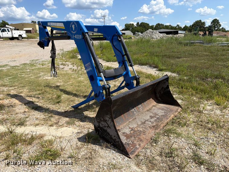 image for item EX2599 2012 New Holland 726018046 loader