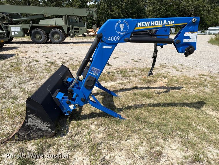 image for item EX2599 2012 New Holland 726018046 loader