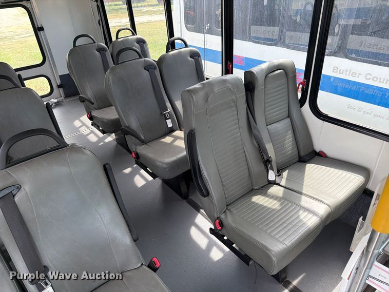 image for item EX4116 2013 Ford E450 Super Duty shuttle bus