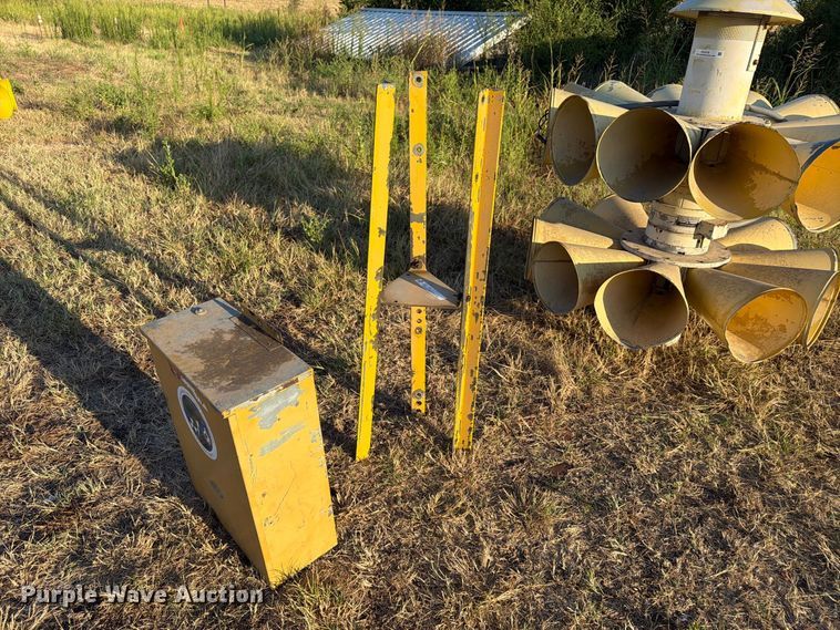 image for item EX4135 Federal Signal Corporation 2T22B warning siren