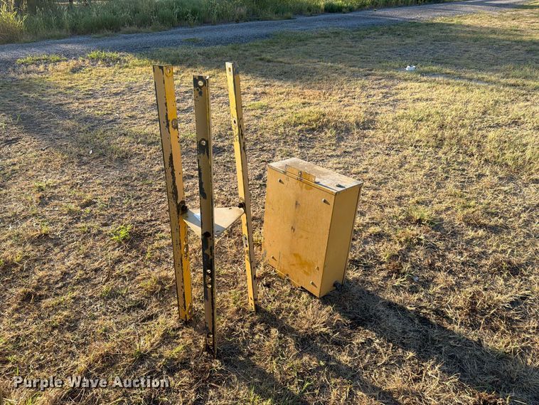 image for item EX4135 Federal Signal Corporation 2T22B warning siren