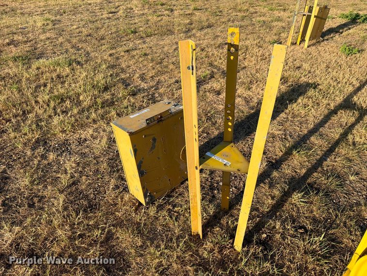 image for item EX4136 Federal Signal Corporation 2T22R warning siren