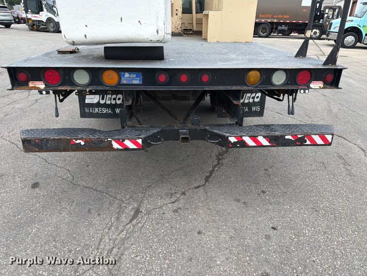 image for item FB5941 2004 Ford F450 Super Duty bucket truck