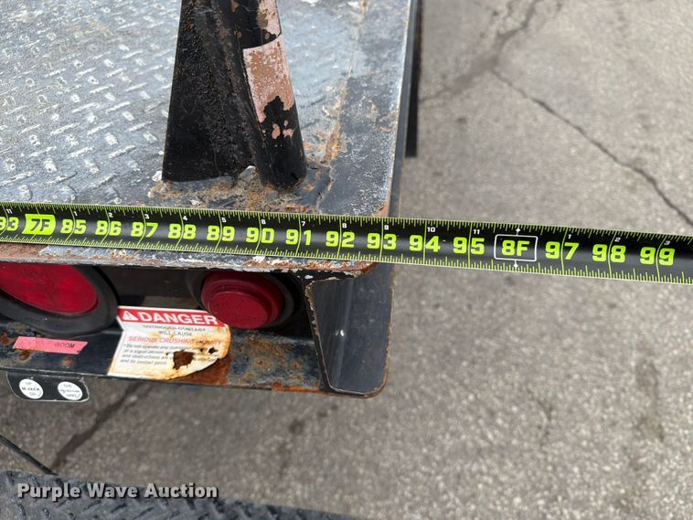 image for item FB5941 2004 Ford F450 Super Duty bucket truck