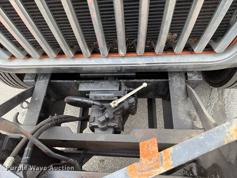 image for item FB5942 2009 International WorkStar 7400 dump truck