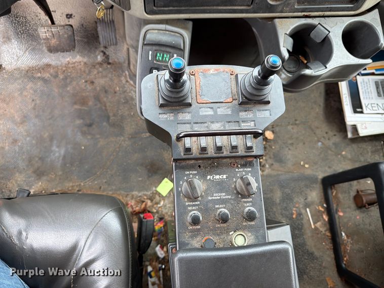 image for item FB5942 2009 International WorkStar 7400 dump truck