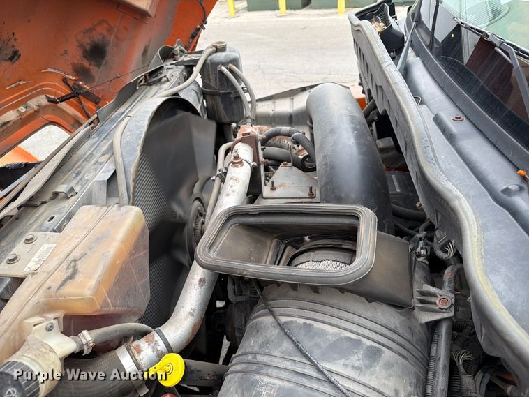 image for item FB5942 2009 International WorkStar 7400 dump truck