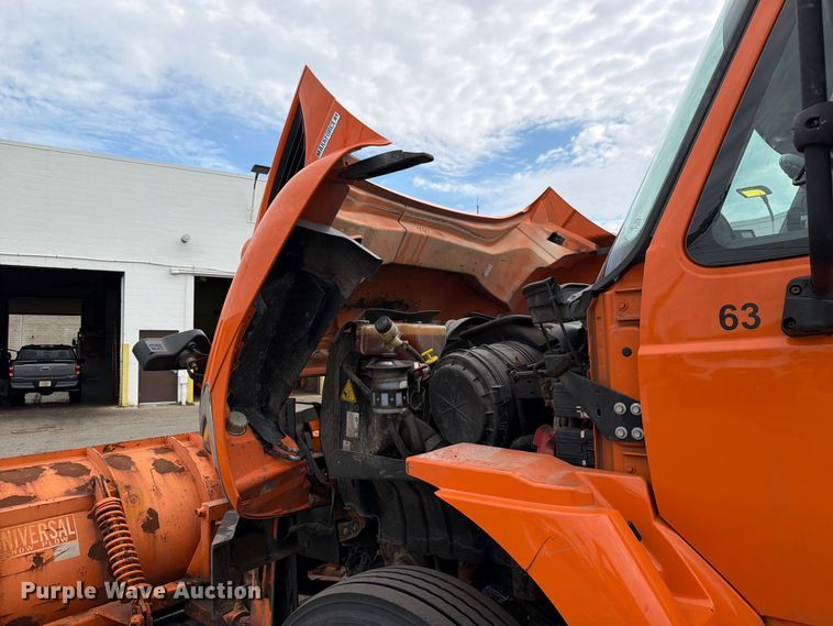 image for item FB5942 2009 International WorkStar 7400 dump truck