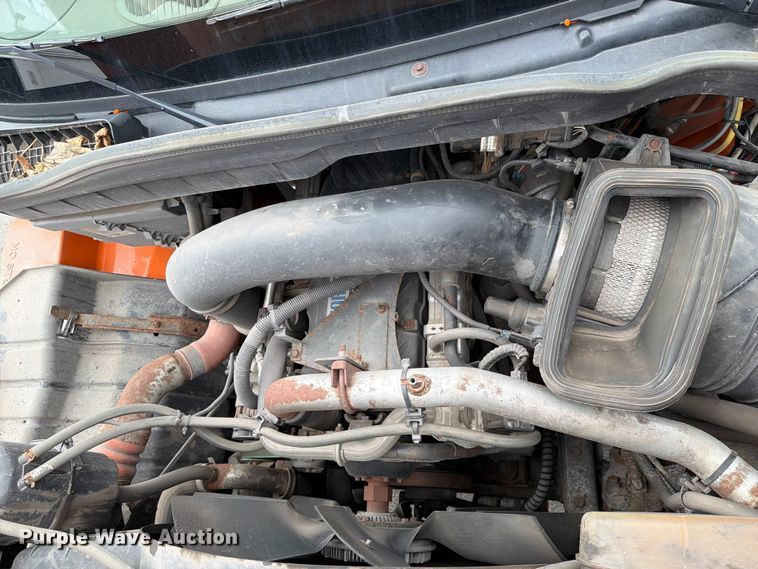 image for item FB5942 2009 International WorkStar 7400 dump truck