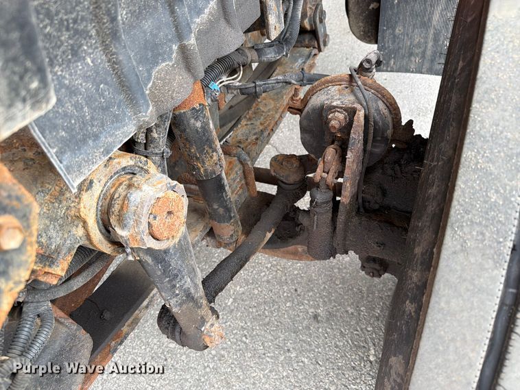 image for item FB5942 2009 International WorkStar 7400 dump truck