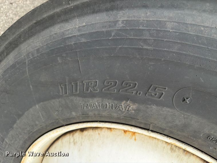 image for item FB5942 2009 International WorkStar 7400 dump truck