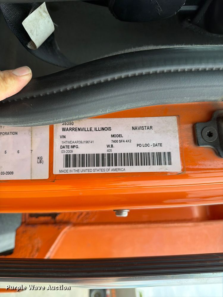 image for item FB5942 2009 International WorkStar 7400 dump truck