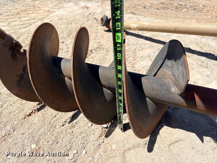 image for item FB8290 Ford 905 post hole digger