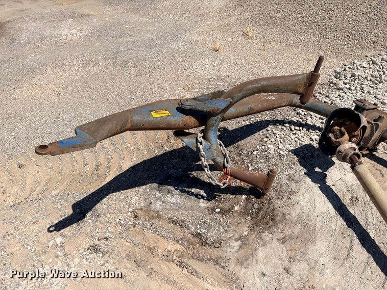 image for item FB8290 Ford 905 post hole digger
