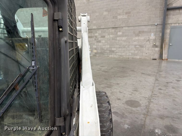 image for item FC3288 2011 Bobcat S185 skid steer loader