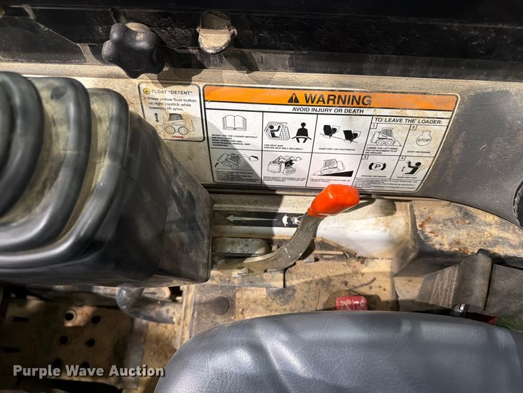 image for item FC3288 2011 Bobcat S185 skid steer loader