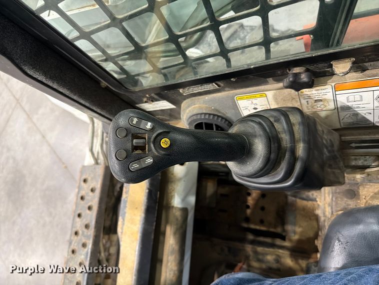 image for item FC3288 2011 Bobcat S185 skid steer loader