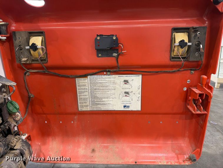 image for item FC3288 2011 Bobcat S185 skid steer loader