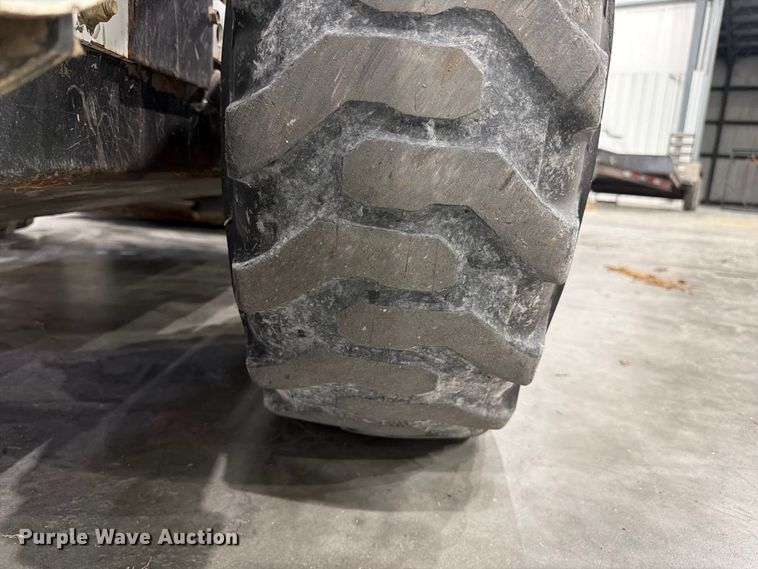 image for item FC3288 2011 Bobcat S185 skid steer loader