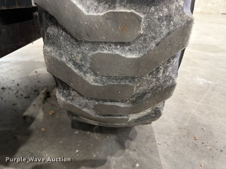 image for item FC3288 2011 Bobcat S185 skid steer loader