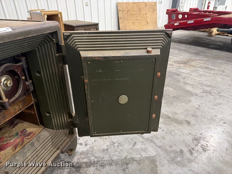 image for item FC3294 Safe