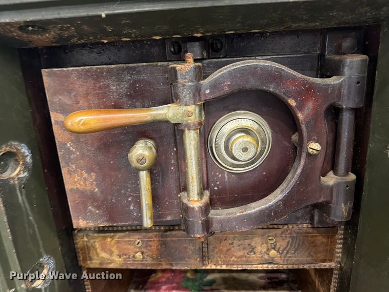image for item FC3294 Safe
