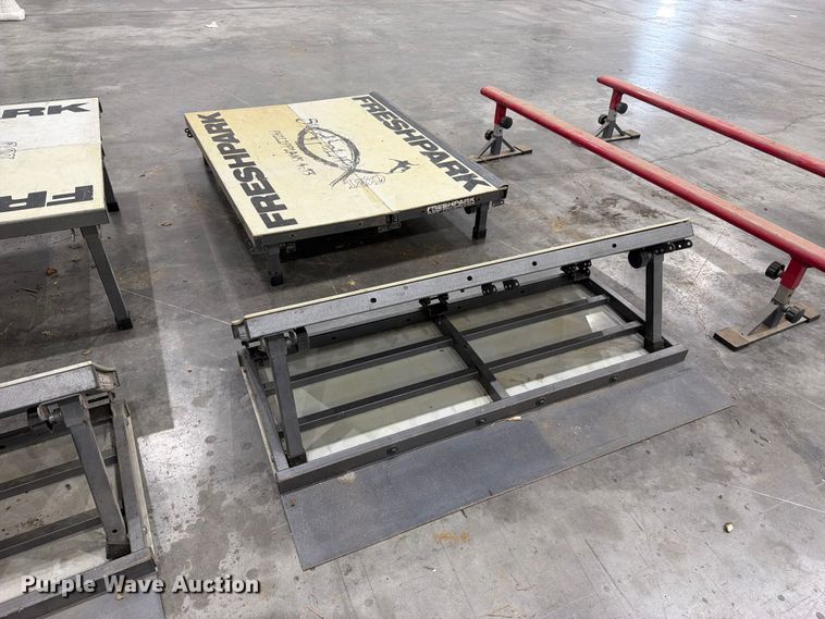 image for item FC3297 FreshPark portable skateboard obstacles
