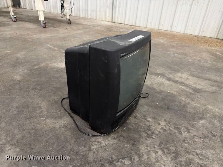 image for item FC3302 19