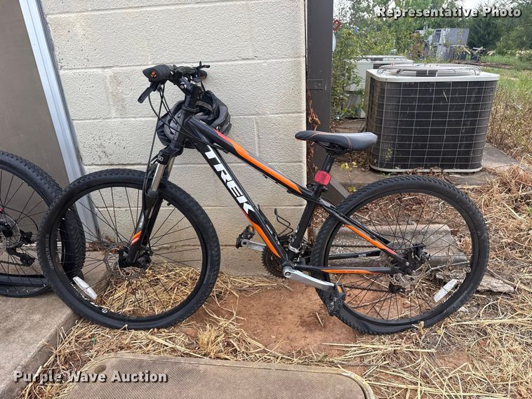 image for item FC4170 (5) Trek 3500 bicycles