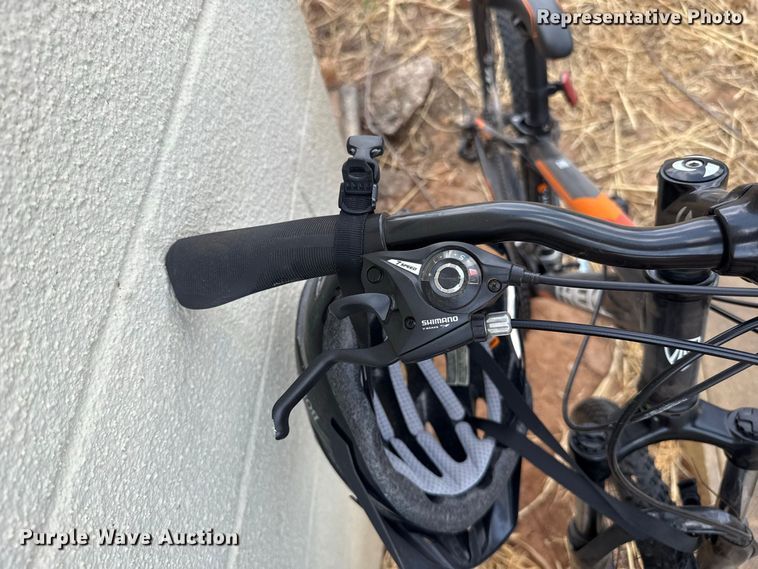 image for item FC4170 (5) Trek 3500 bicycles