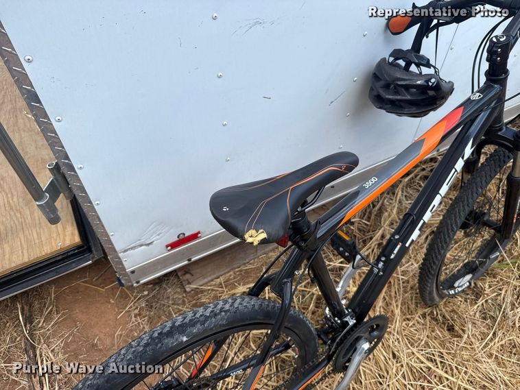 image for item FC4170 (5) Trek 3500 bicycles