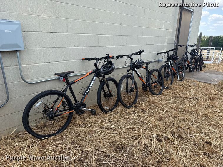 image for item FC4171 (5) Trek 3500 bicycles