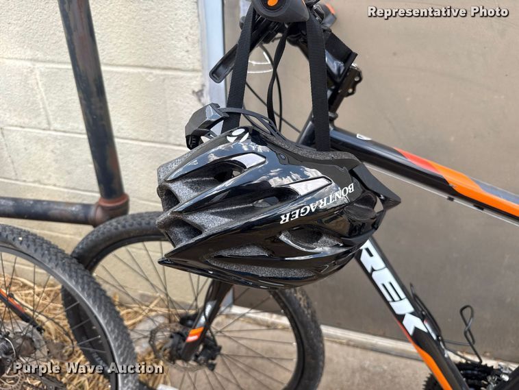 image for item FC4171 (5) Trek 3500 bicycles