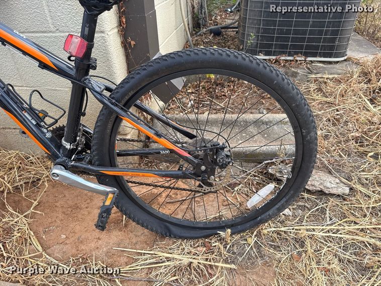 image for item FC4171 (5) Trek 3500 bicycles