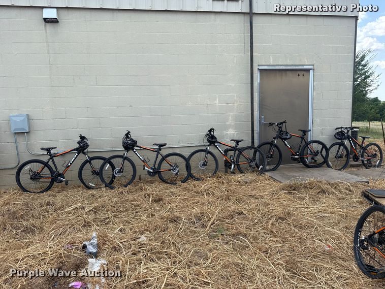 image for item FC4173 (5) Trek 3500 bicycles