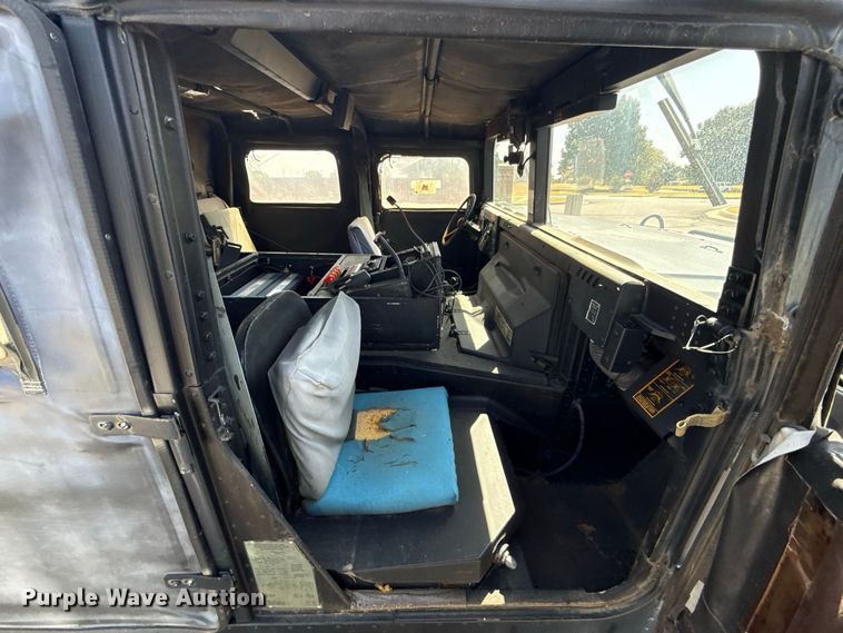 image for item FC4197 1992 AM-General M998 SUV