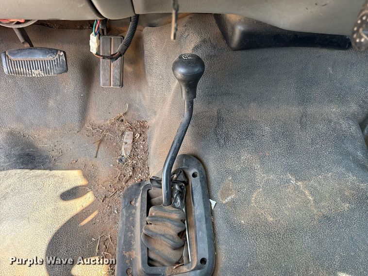 image for item FC4200 2003 Ford F550 bucket truck